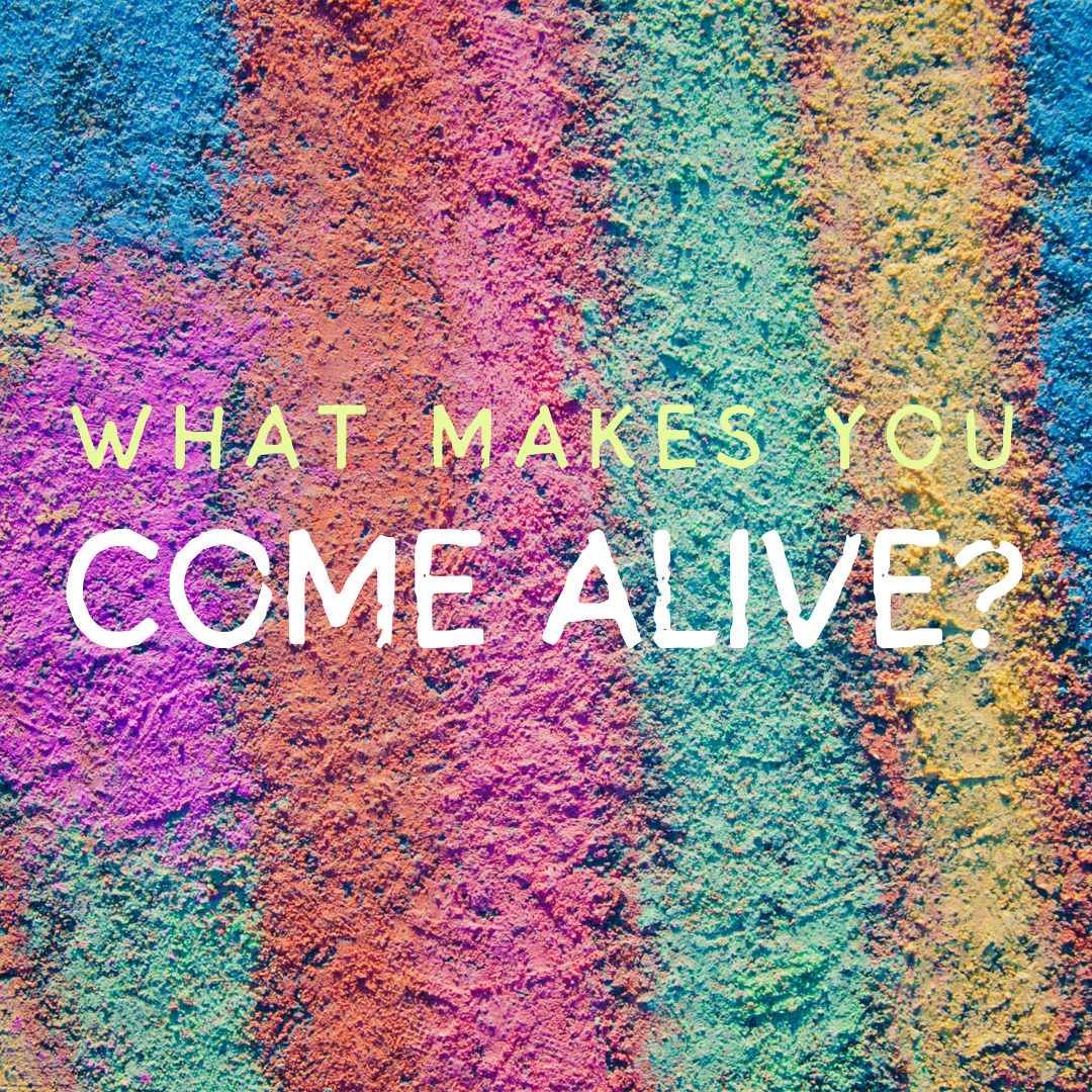 come alive (1080 × 1080 px)